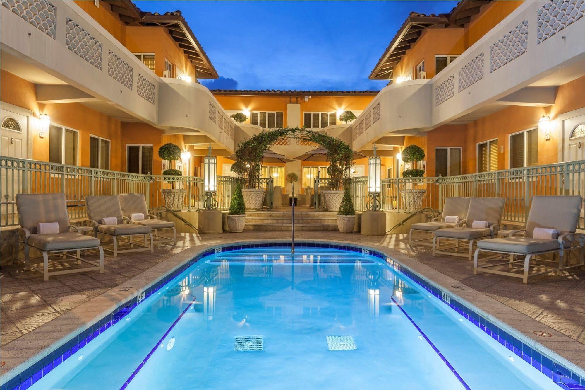Sun Harbour Boutique Hotel Bal Harbour Εξωτερικό φωτογραφία