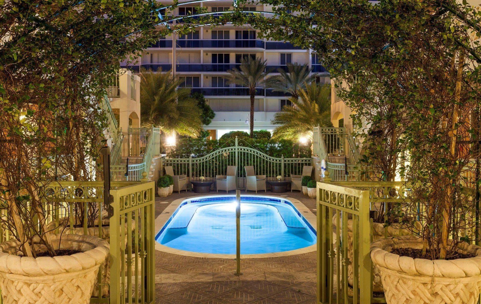 Sun Harbour Boutique Hotel Bal Harbour Εξωτερικό φωτογραφία